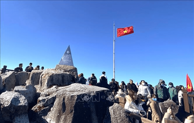 Lào Cai thu hút hơn 70.000 du khách dịp lễ Giỗ Tổ Hùng Vương