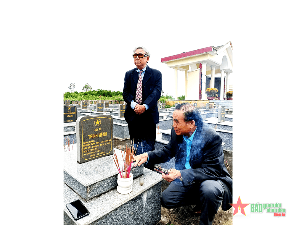 Cuộc gặp xúc động