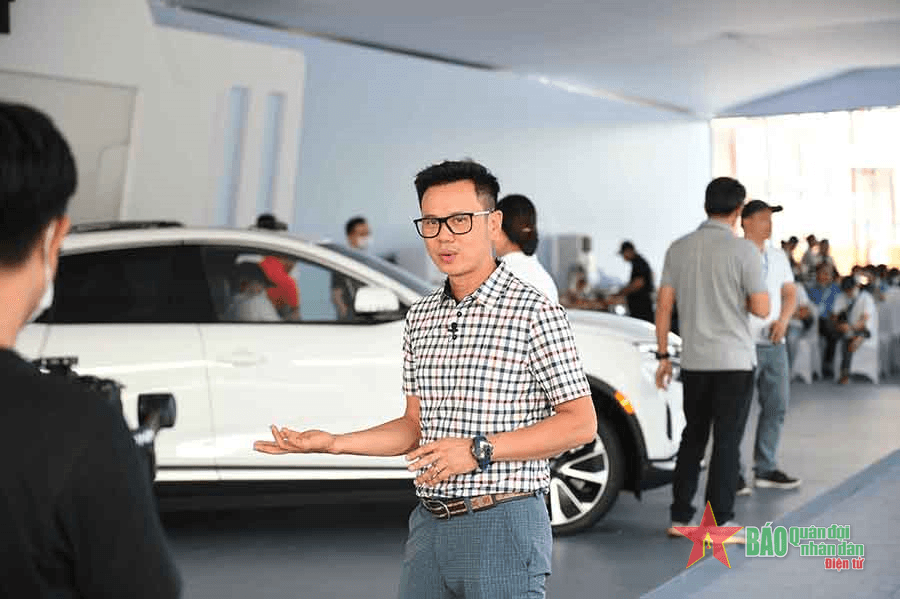 Chuyên gia nhận định gì sau khi “test” xe điện VF 8?