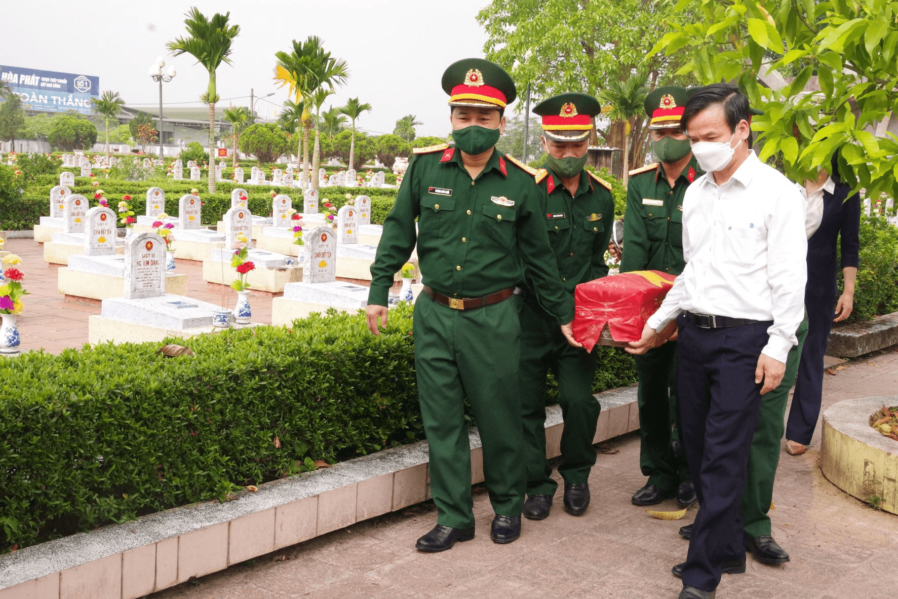Quảng Trị tổ chức lễ truy điệu và an táng hài cốt liệt sĩ
