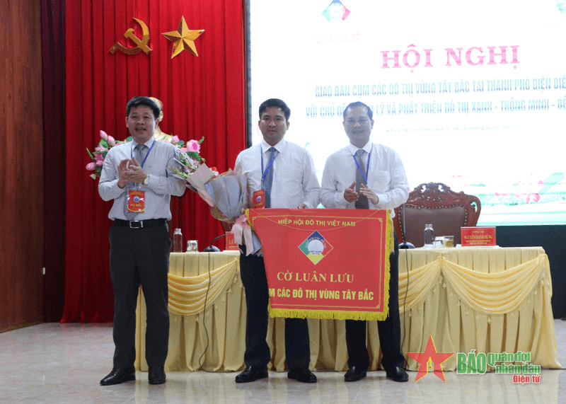 Hội nghị Cụm các đô thị vùng Tây Bắc