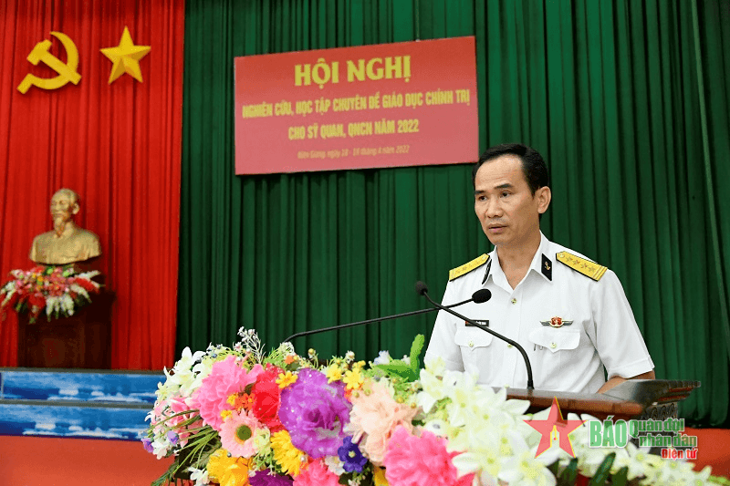 Vùng 5 Hải quân tổ chức nghiên cứu giáo dục chính trị cho sĩ quan, quân nhân chuyên nghiệp năm 2022