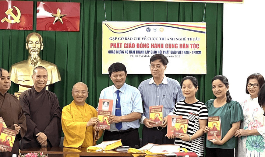Giới thiệu cuộc thi ảnh nghệ thuật với chủ đề “Phật giáo đồng hành cùng dân tộc”