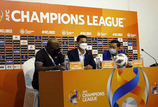 Hoàng Anh Gia Lai không may mắn khi thua Jeonbuk