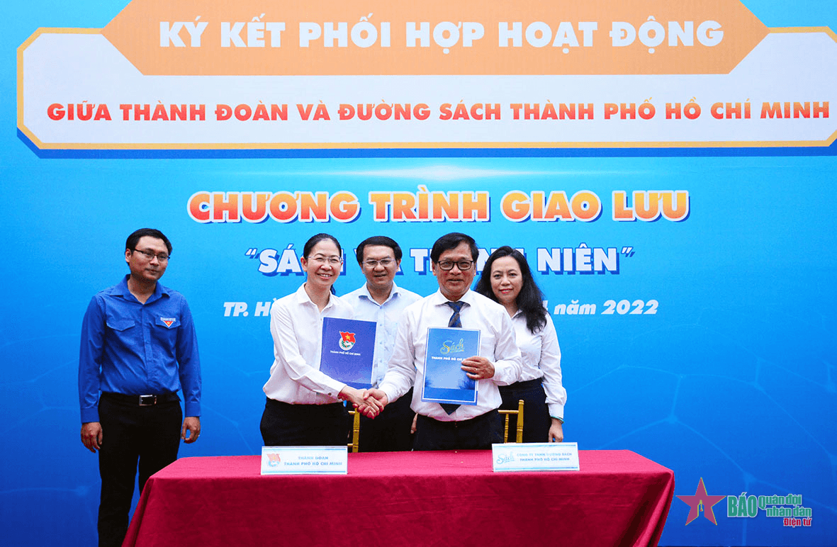 Ký kết phối hợp xây dựng văn hóa đọc trong đoàn viên, thanh thiếu nhi