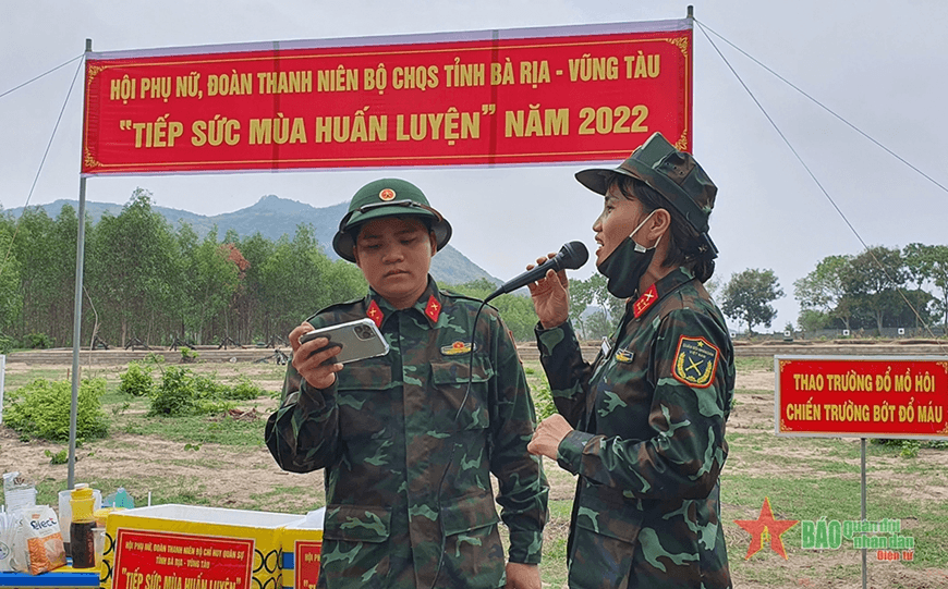 Tiếp sức mùa huấn luyện