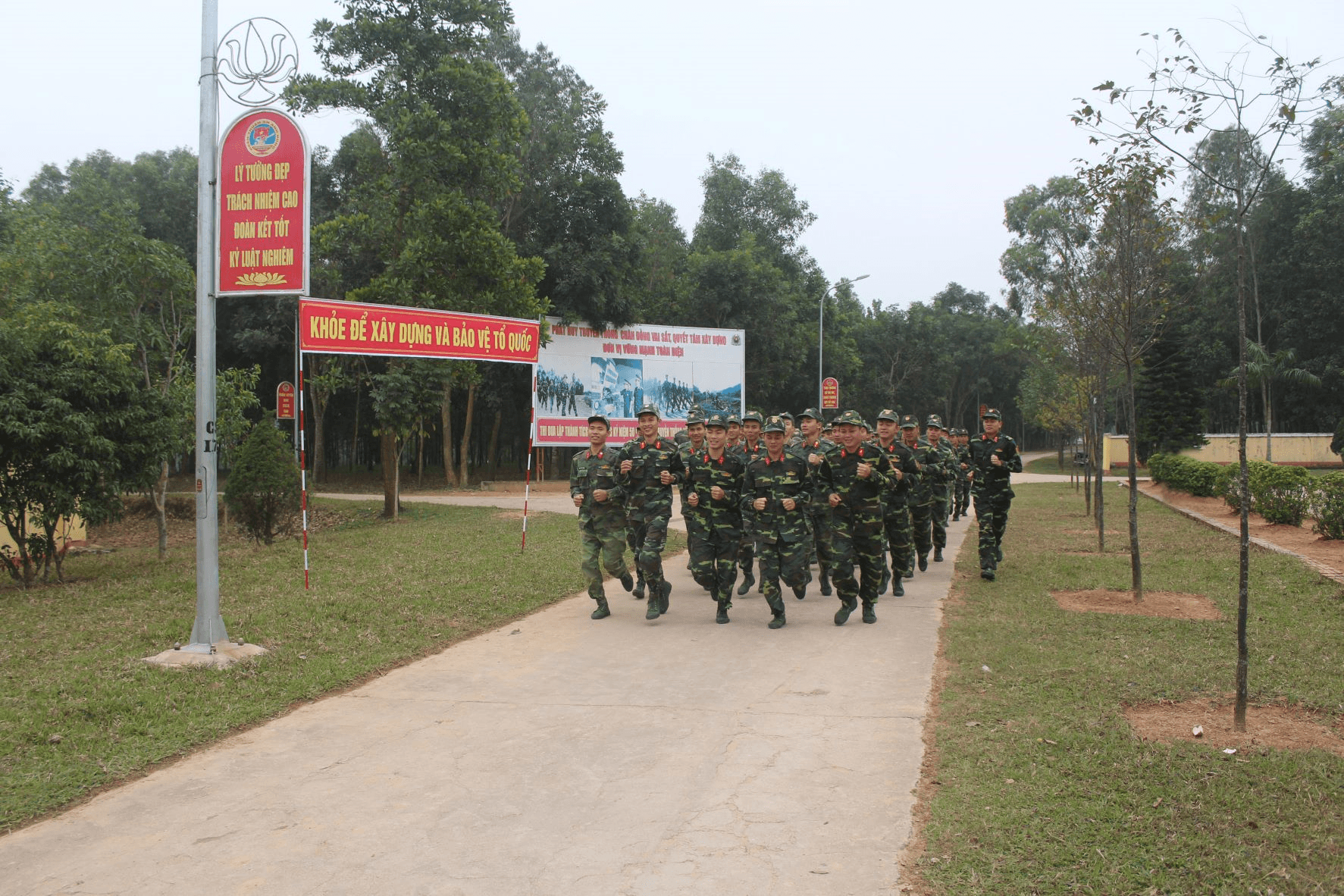 Bảo đảm quân số khỏe để huấn luyện tốt