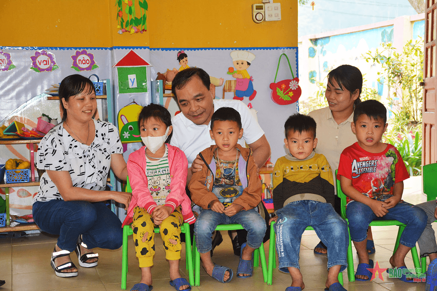 Chị Nhà giỏi việc nước