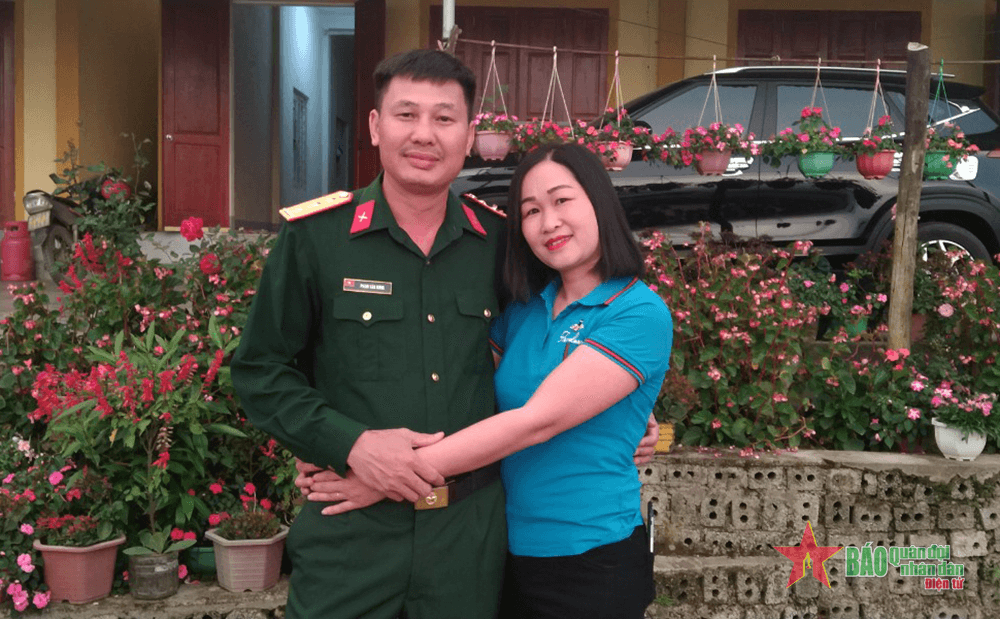 Hạnh phúc hòa trong tình yêu biên cương