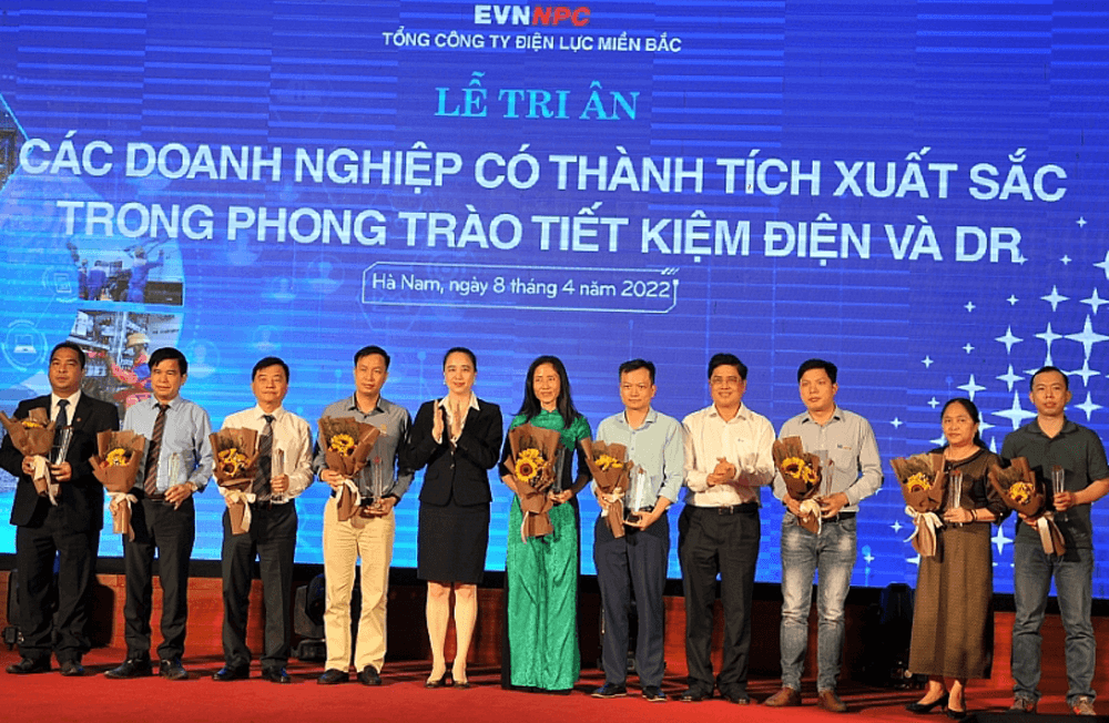 Tạo cơ chế thu hút khách hàng tham gia điều chỉnh phụ tải điện