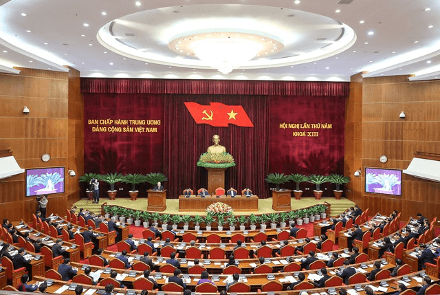 Ngày làm việc thứ năm, Hội nghị Trung ương 5 khóa XIII