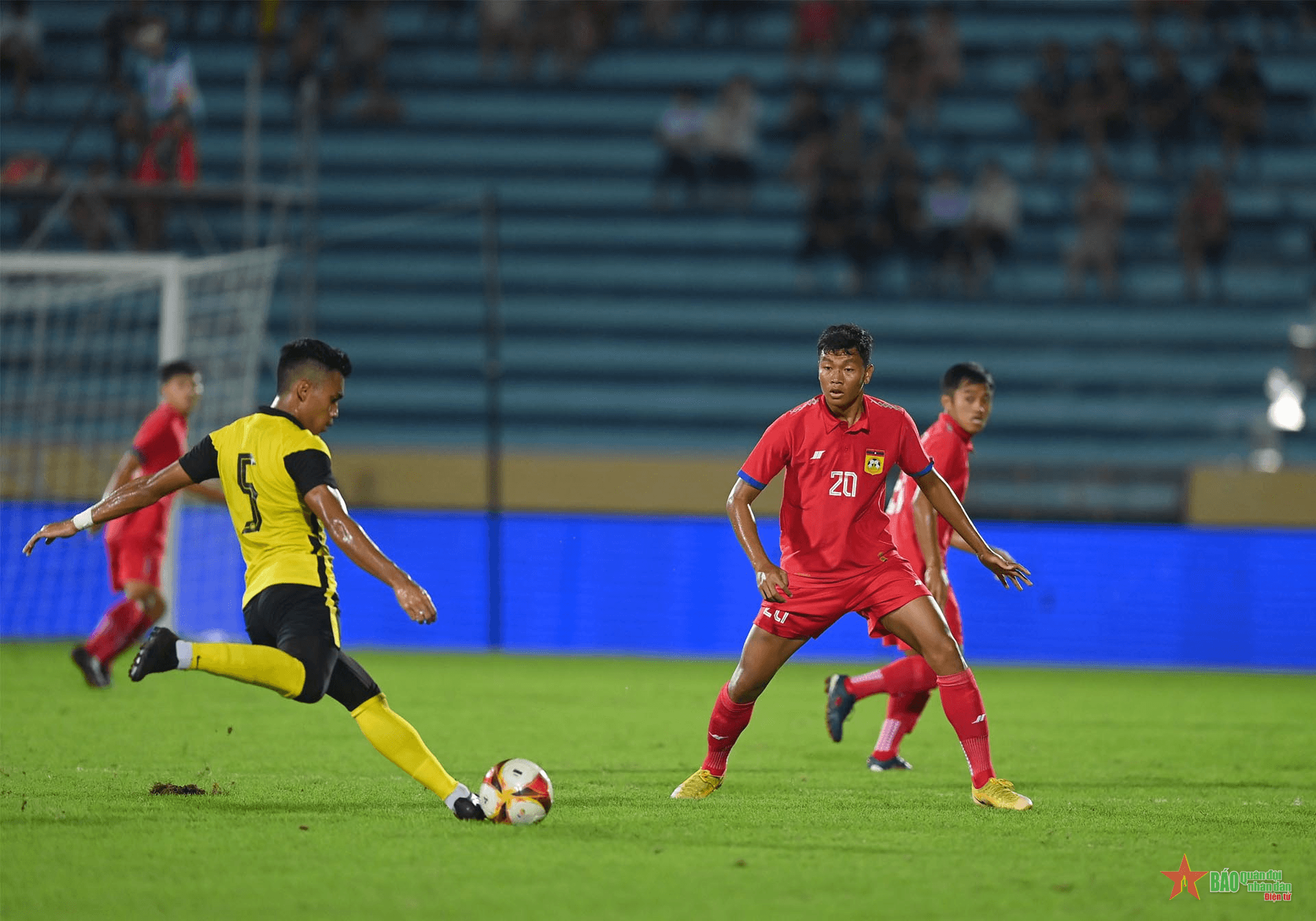 Kết quả bóng đá SEA Games 31: U23 Malaysia trở lại ngôi đầu bảng B