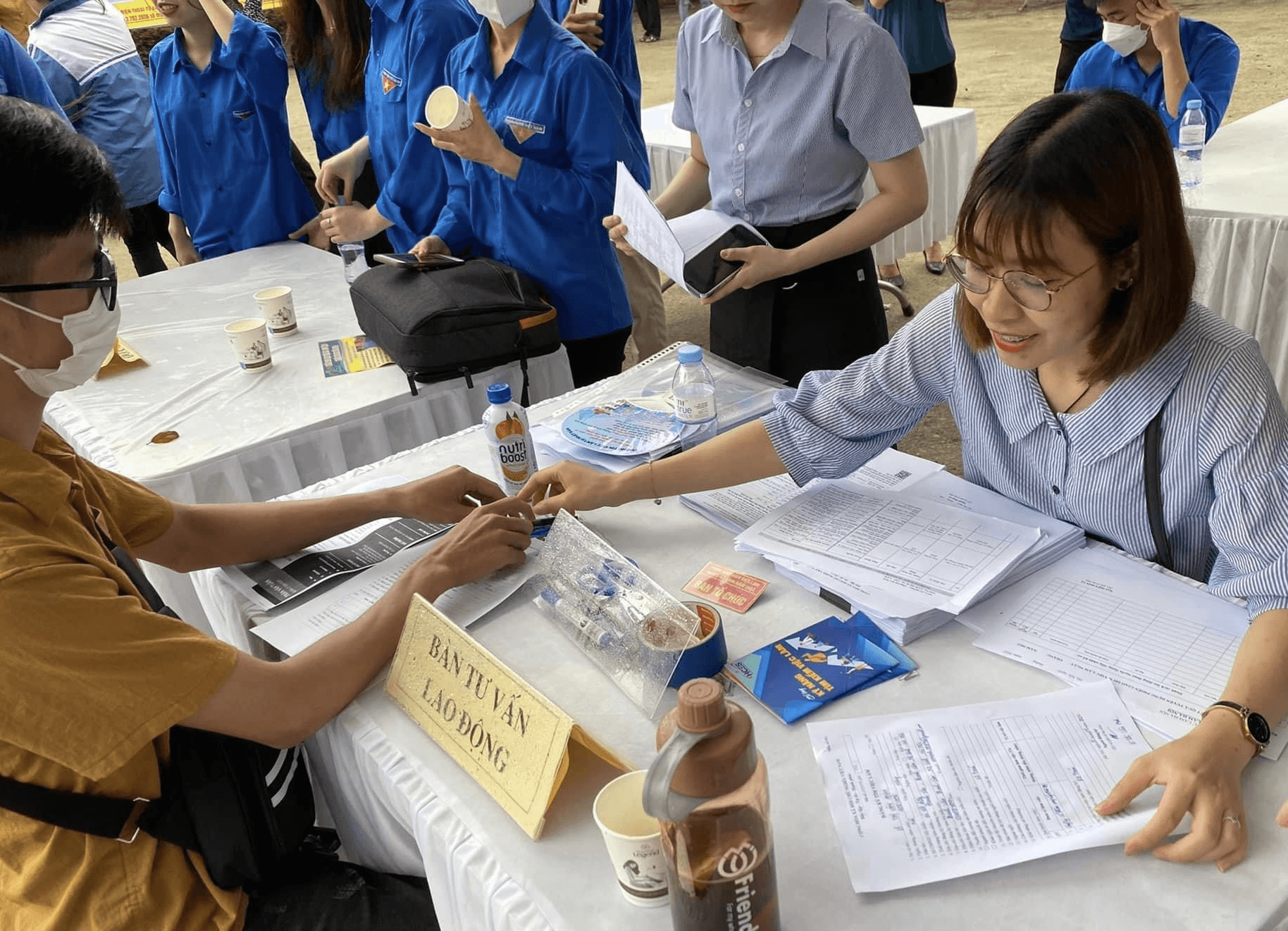 Phiên giao dịch việc làm lưu động tại Mê Linh, Hà Nội
