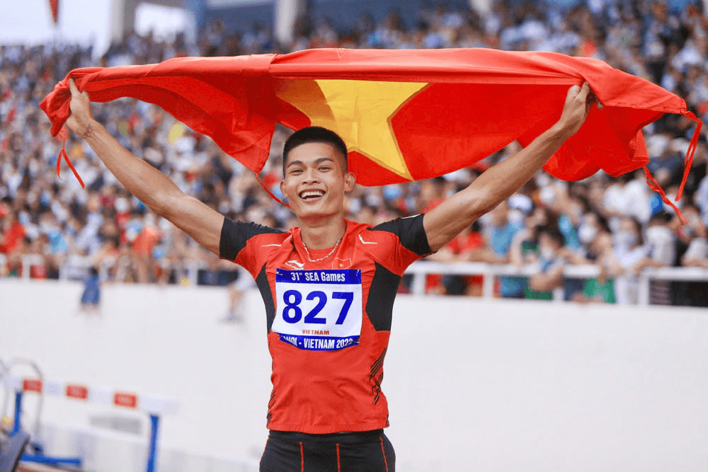 Chàng thiếu úy điển trai, lãng mạn
