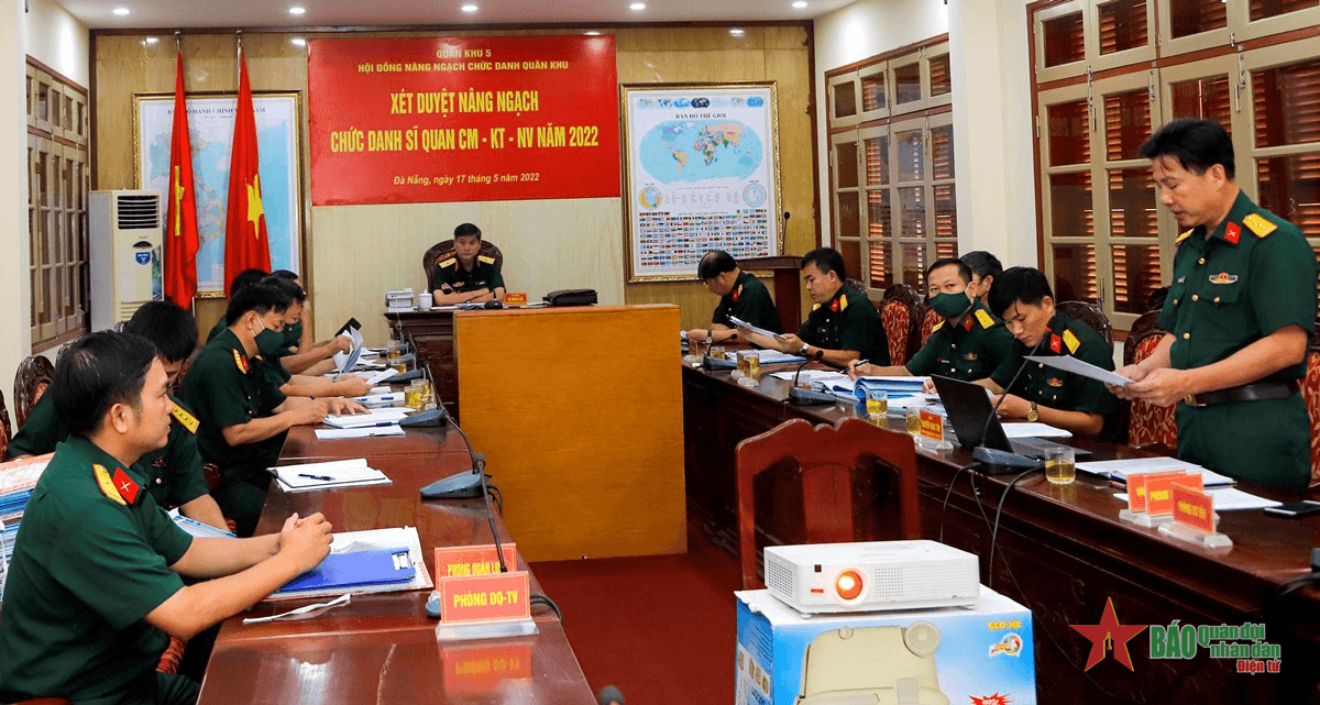 Quân khu 5 xét duyệt nâng ngạch chức danh chuyên môn, kỹ thuật, nghiệp vụ năm 2022