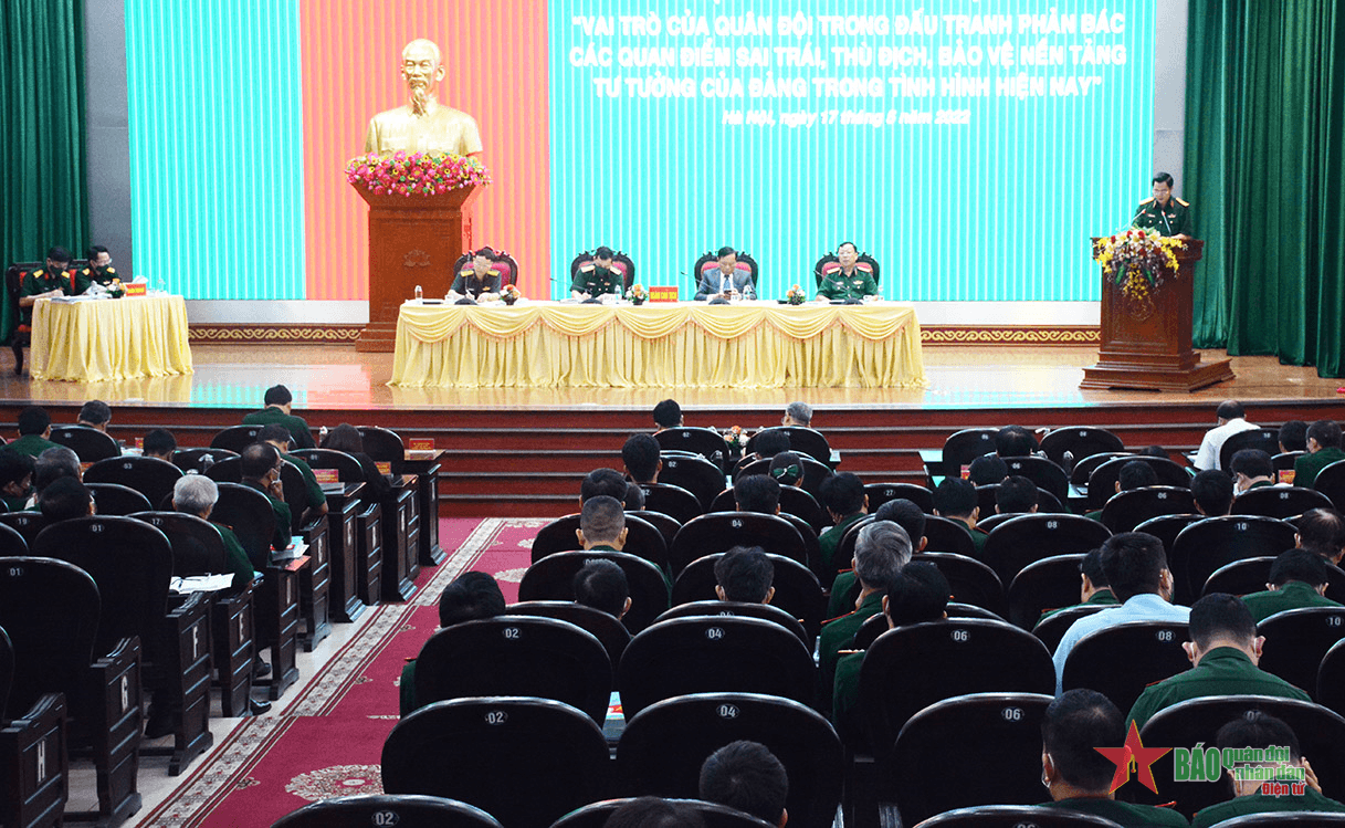 Quân đội luôn là lực lượng đi đầu bảo vệ nền tảng tư tưởng của Đảng