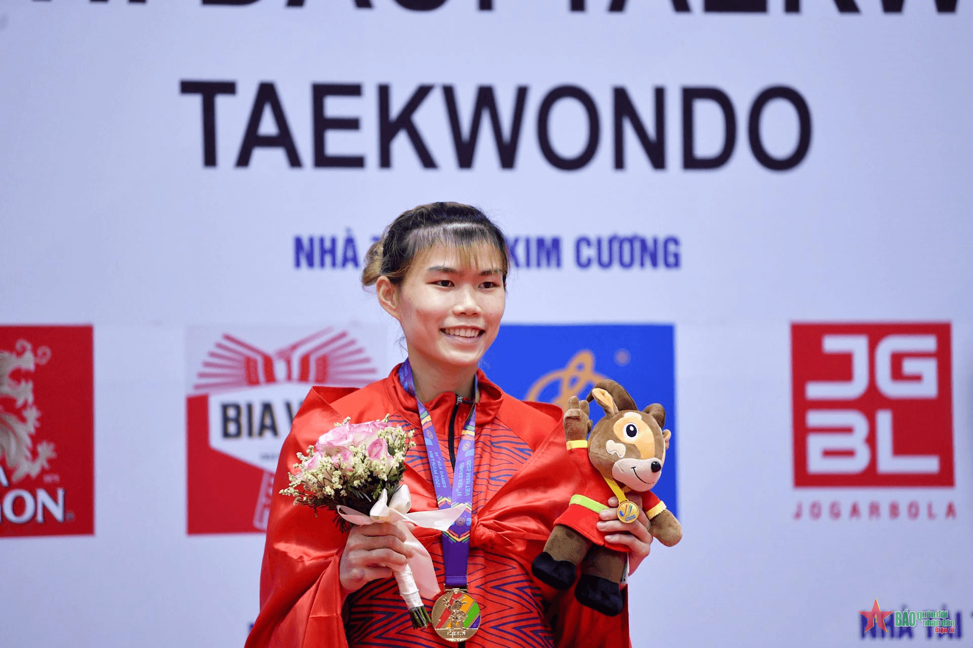 SEA Games 31: Taekwondo tiếp tục mang “vàng” về cho thể thao Việt Nam