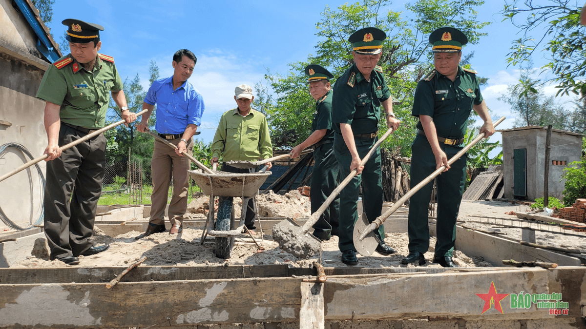 Khởi công xây Nhà tình nghĩa tặng gia đình Liệt sĩ Trần Trung