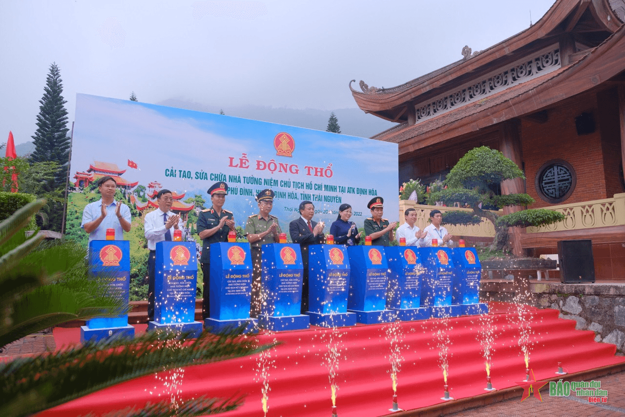 Tỉnh Thái Nguyên tổ chức nhiều hoạt động Kỷ niệm 75 năm Ngày Bác Hồ về ATK Định Hóa