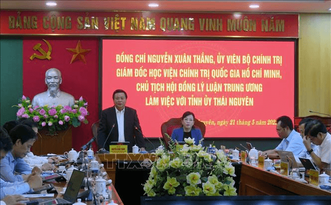 Quan tâm quy hoạch gắn với bố trí cán bộ đúng người, đúng việc