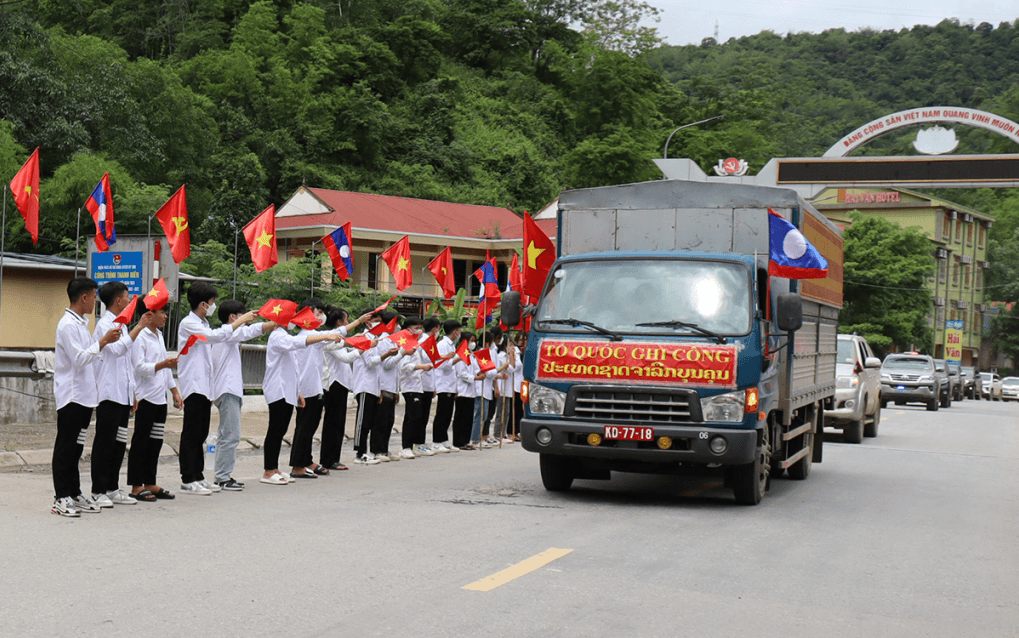 Tiếp nhận, đưa về nước 103 hài cốt liệt sĩ Việt Nam hy sinh tại Lào