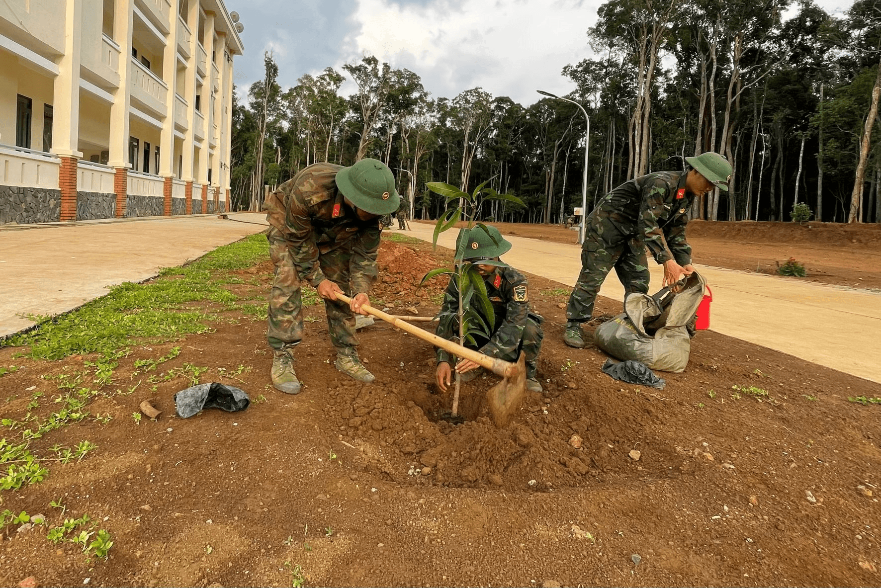 Điểm sáng tăng gia ở Bộ CHQS tỉnh Đắc Nông