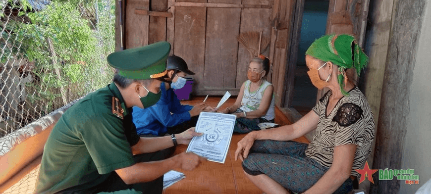 Tuyên truyền pháp luật đến người dân nơi biên giới