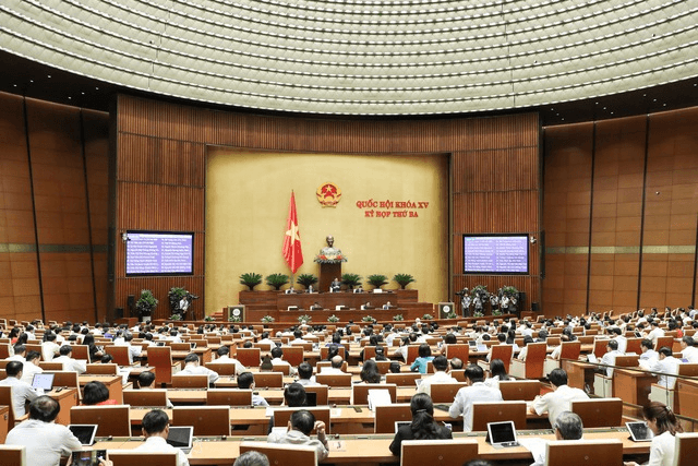 Bộ trưởng Bộ Nông nghiệp và Phát triển nông thôn trả lời thế nào về phát triển nông nghiệp công nghệ cao?