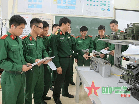 Xây dựng, phát huy vai trò đội ngũ nhà giáo quân đội