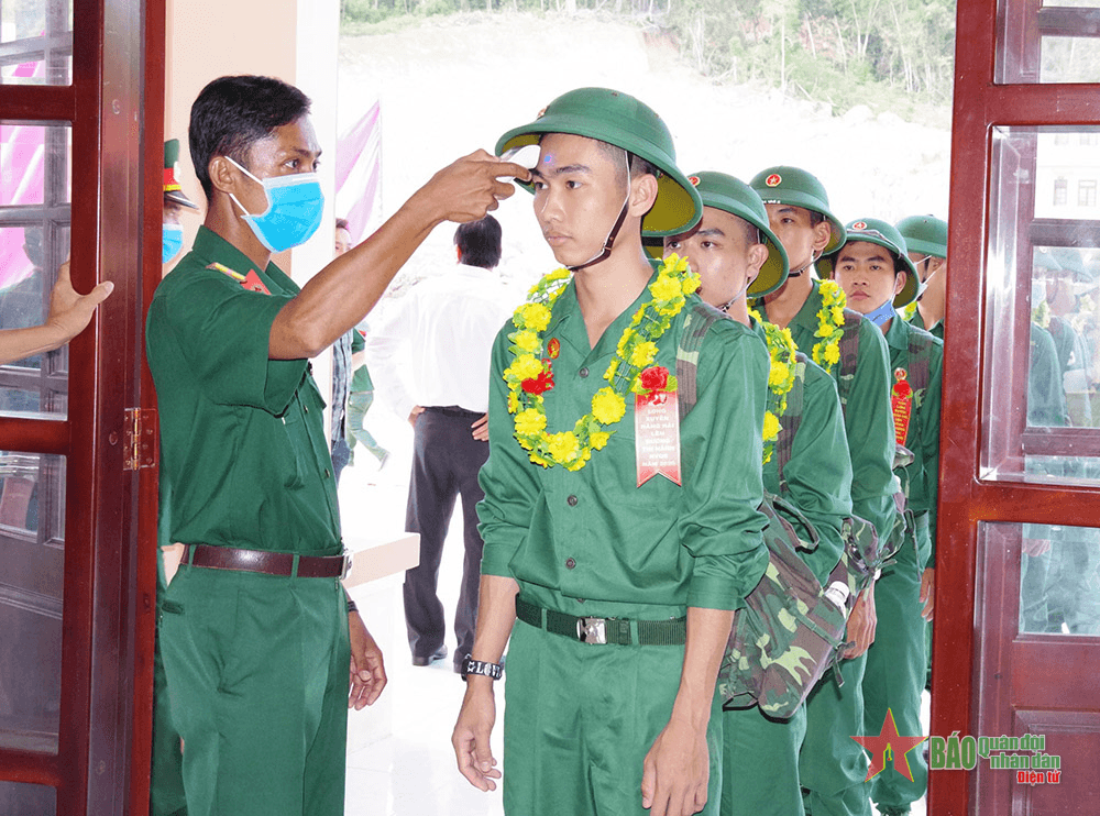 Kim Sol tận tụy với công việc