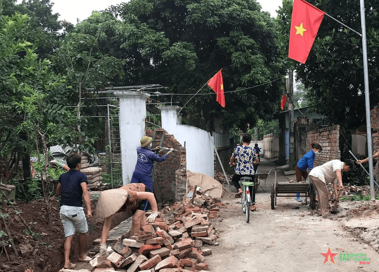 Phát huy dân chủ ở cơ sở, tất cả vì lợi ích chung