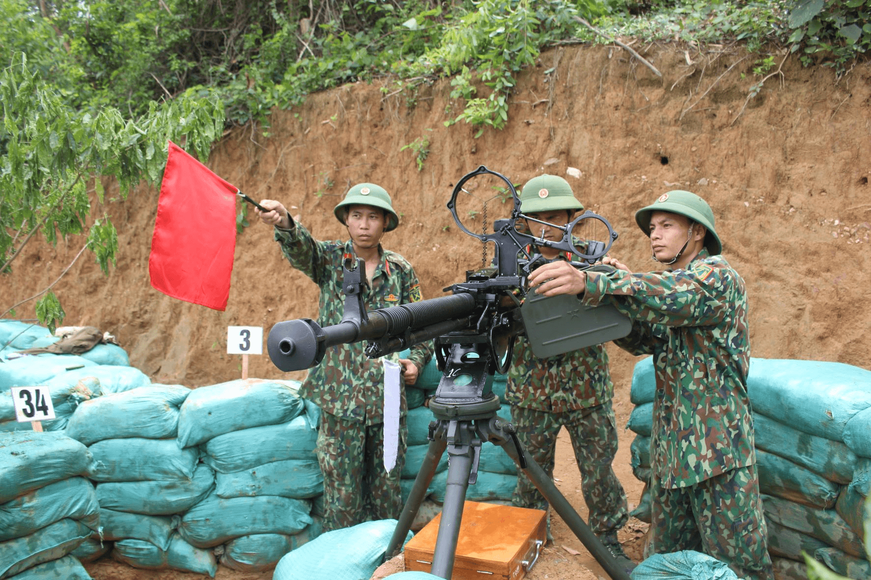 Bình Xuyên vượt khó, diễn tập tốt