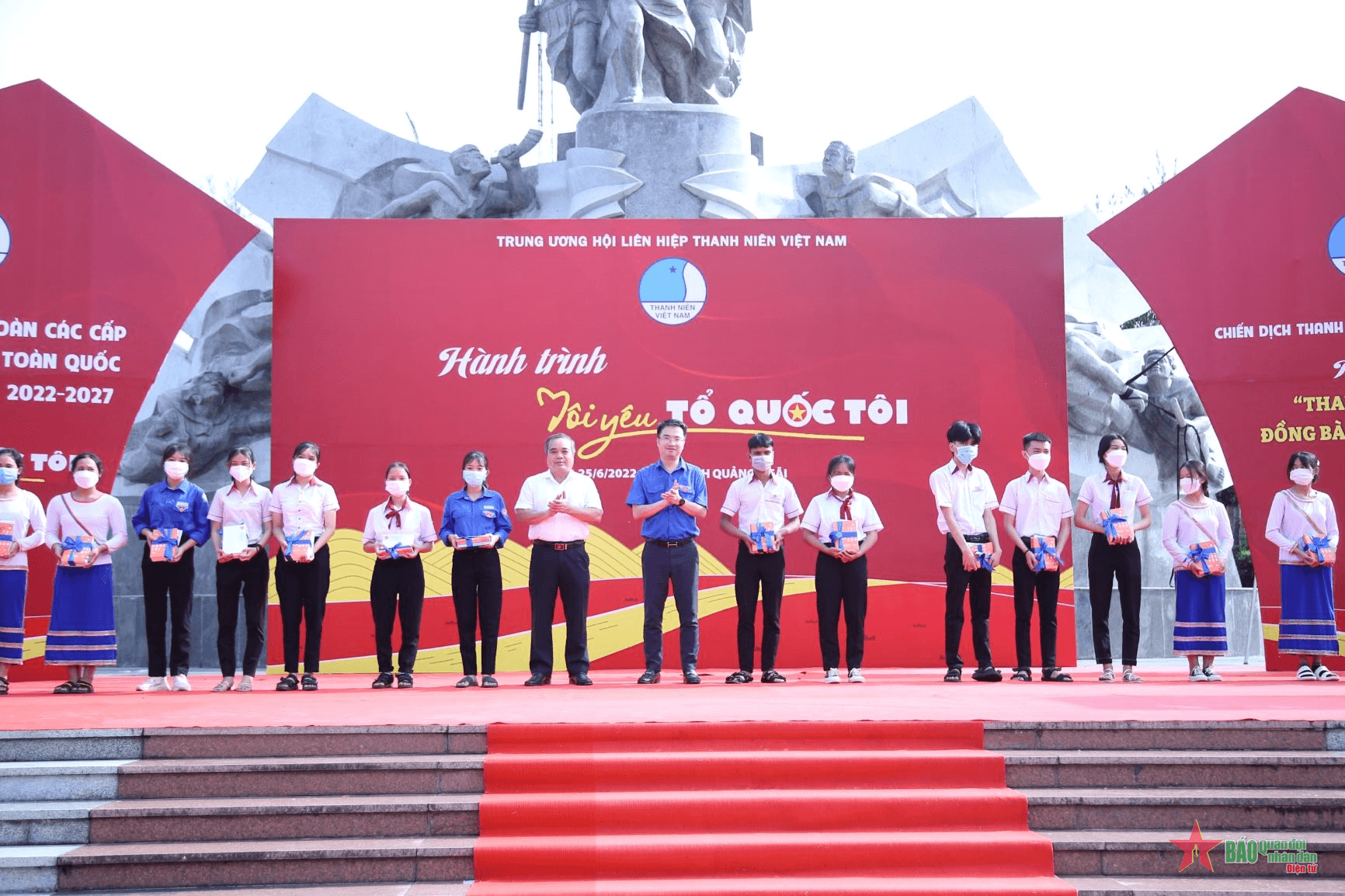 Nhiều hoạt động thiết thực tại Hành trình “Tôi yêu Tổ quốc tôi” năm 2022