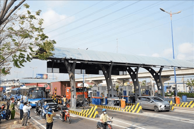 Phó thủ tướng yêu cầu TP Hồ Chí Minh khẩn trương triển khai thu phí không dừng