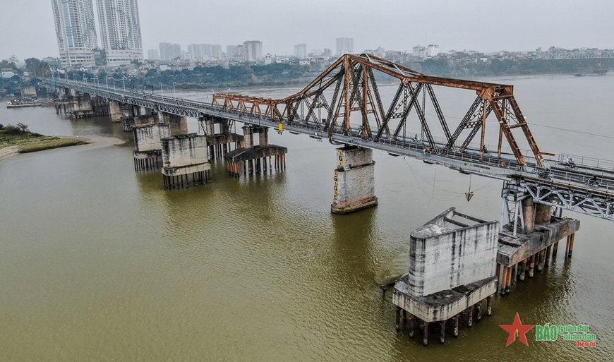 Hà Nội lập tổ chuyên gia hỗ trợ nghiên cứu, cải tạo cầu Long Biên