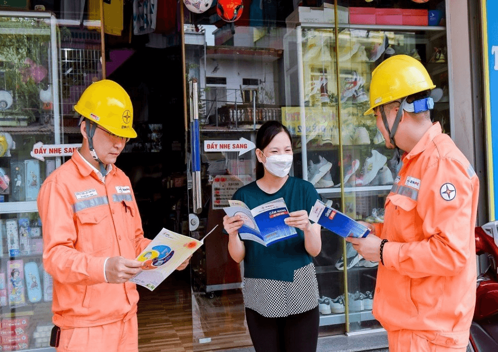 Sử dụng điện hiệu quả, tiết kiệm trong mùa nắng nóng