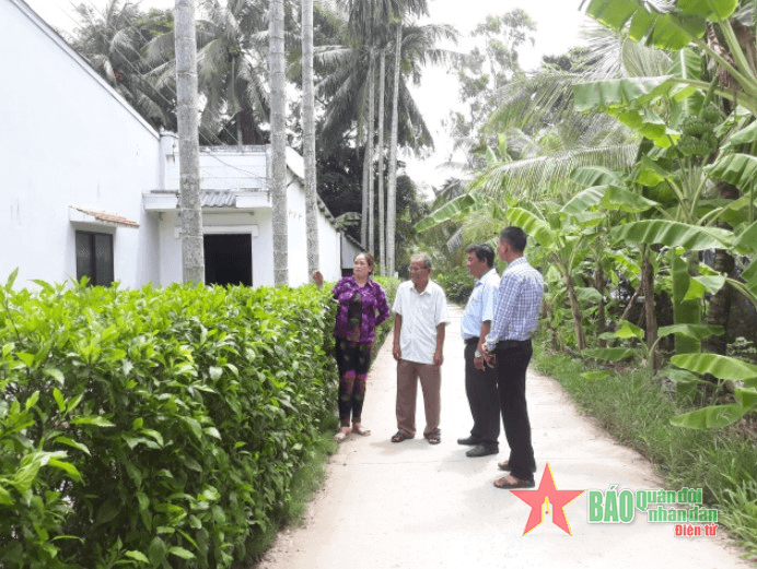 Bài 2: Hạt nhân ở trong dân