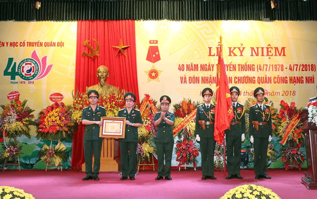 Ngày 4-7-1978: Ngày truyền thống Viện Y học cổ truyền Quân đội