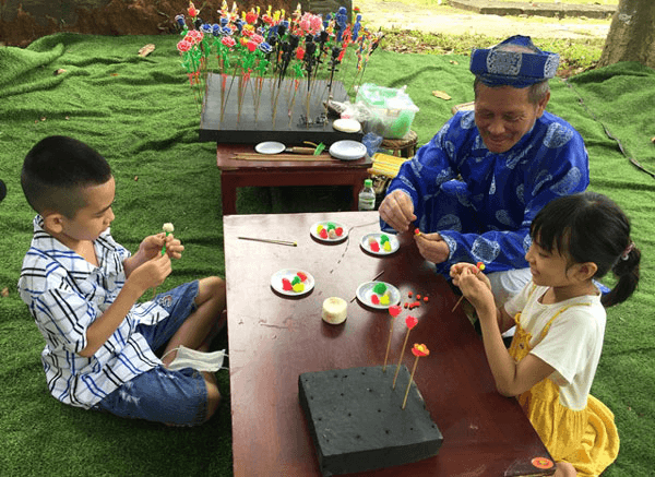 Hoạt động trải nghiệm văn hóa truyền thống dành cho thiếu nhi