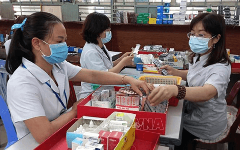 Các đơn vị không được để xảy ra tình trạng thiếu thuốc, vật tư y tế