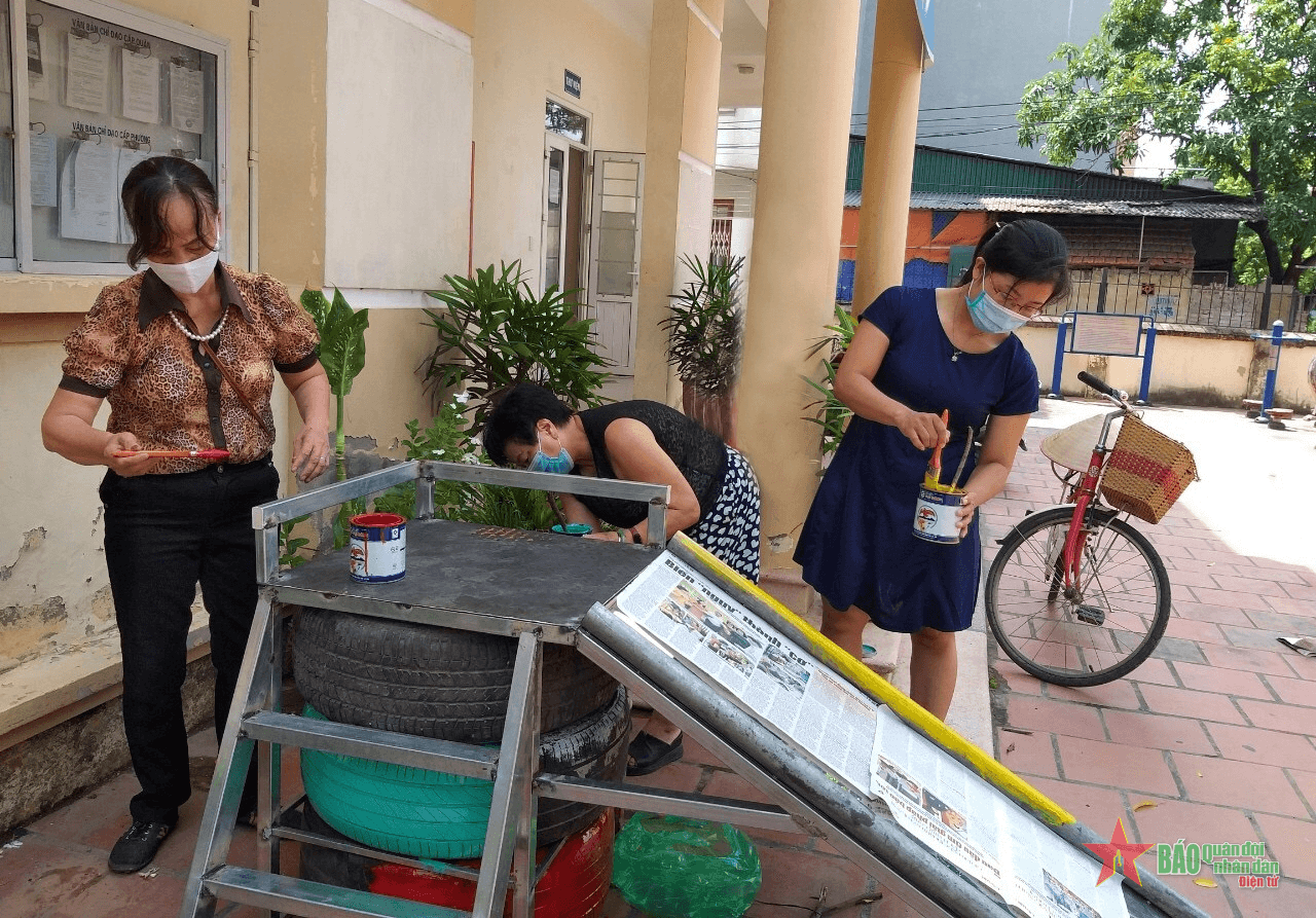 Tái chế phế liệu phục vụ sinh hoạt