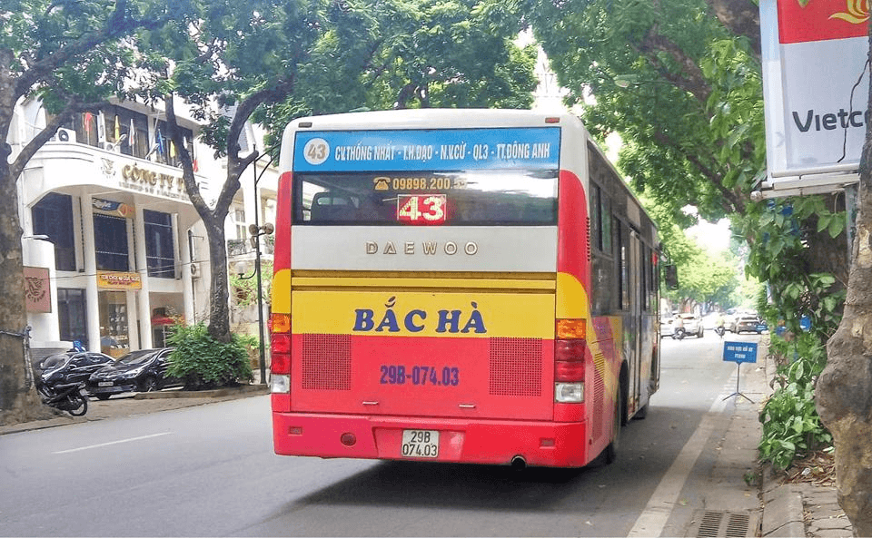 Hà Nội: 200 lao động thất nghiệp do 5 tuyến xe buýt ngừng hoạt động