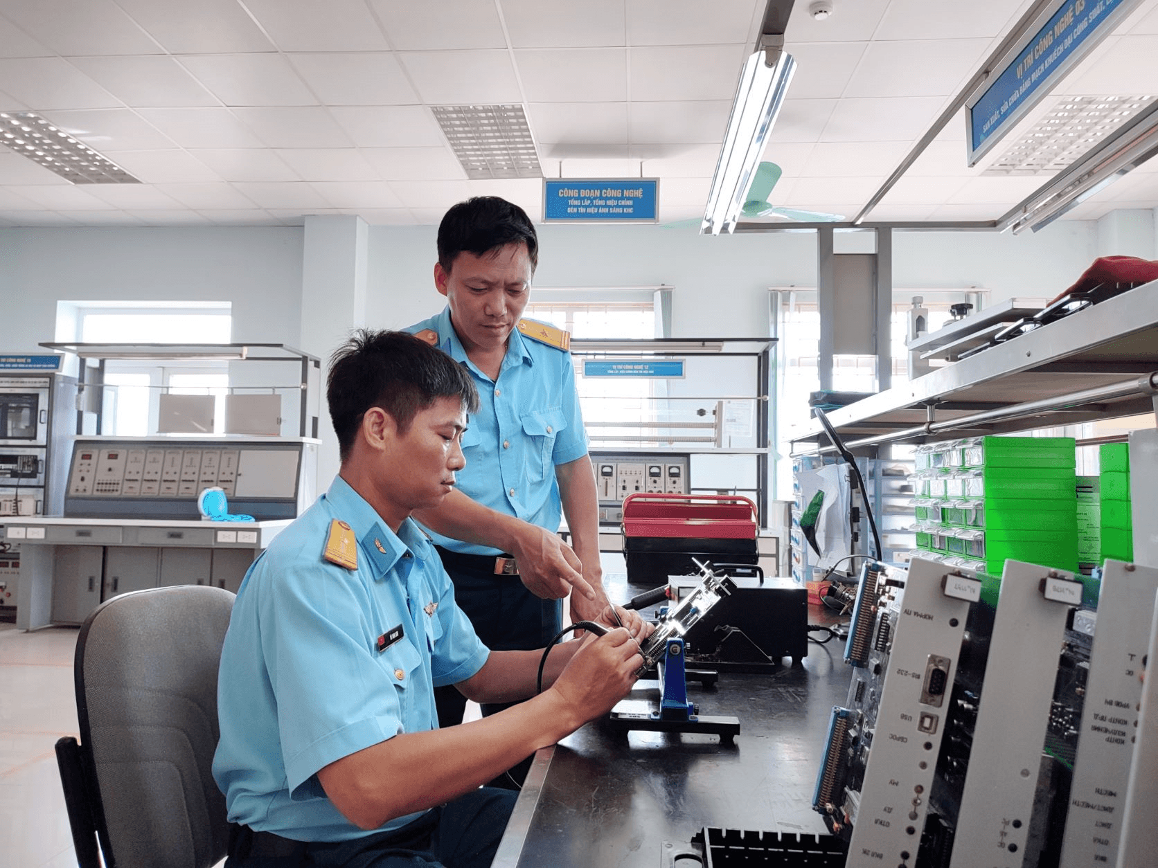 "Nhiều ý tưởng nhỏ giải quyết những khó khăn lớn”