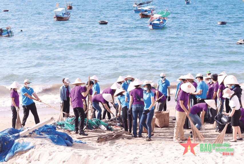 Phát động tháng môi trường trong hoạt động du lịch