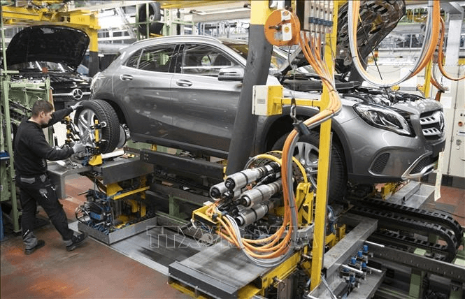 Khuyến cáo người tiêu dùng về việc thu hồi một số xe ô tô Mercedes-Benz