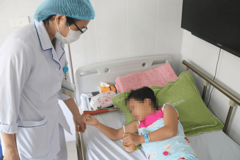 Thêm nhiều ca sốt xuất huyết nặng từ phía Nam về