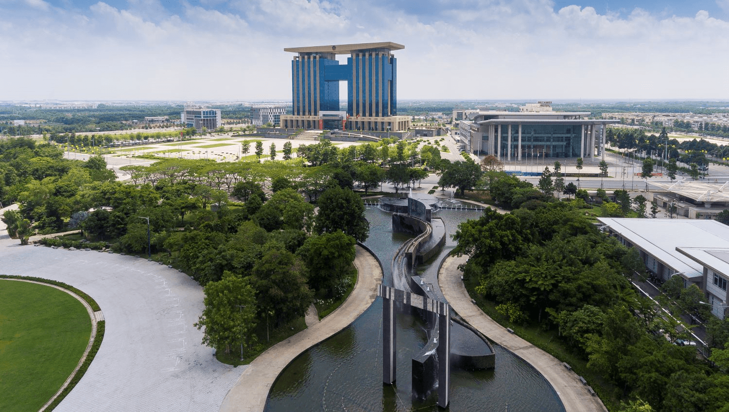 Bài 2: Chuyển động mạnh mẽ trên nền tảng đổi mới sáng tạo