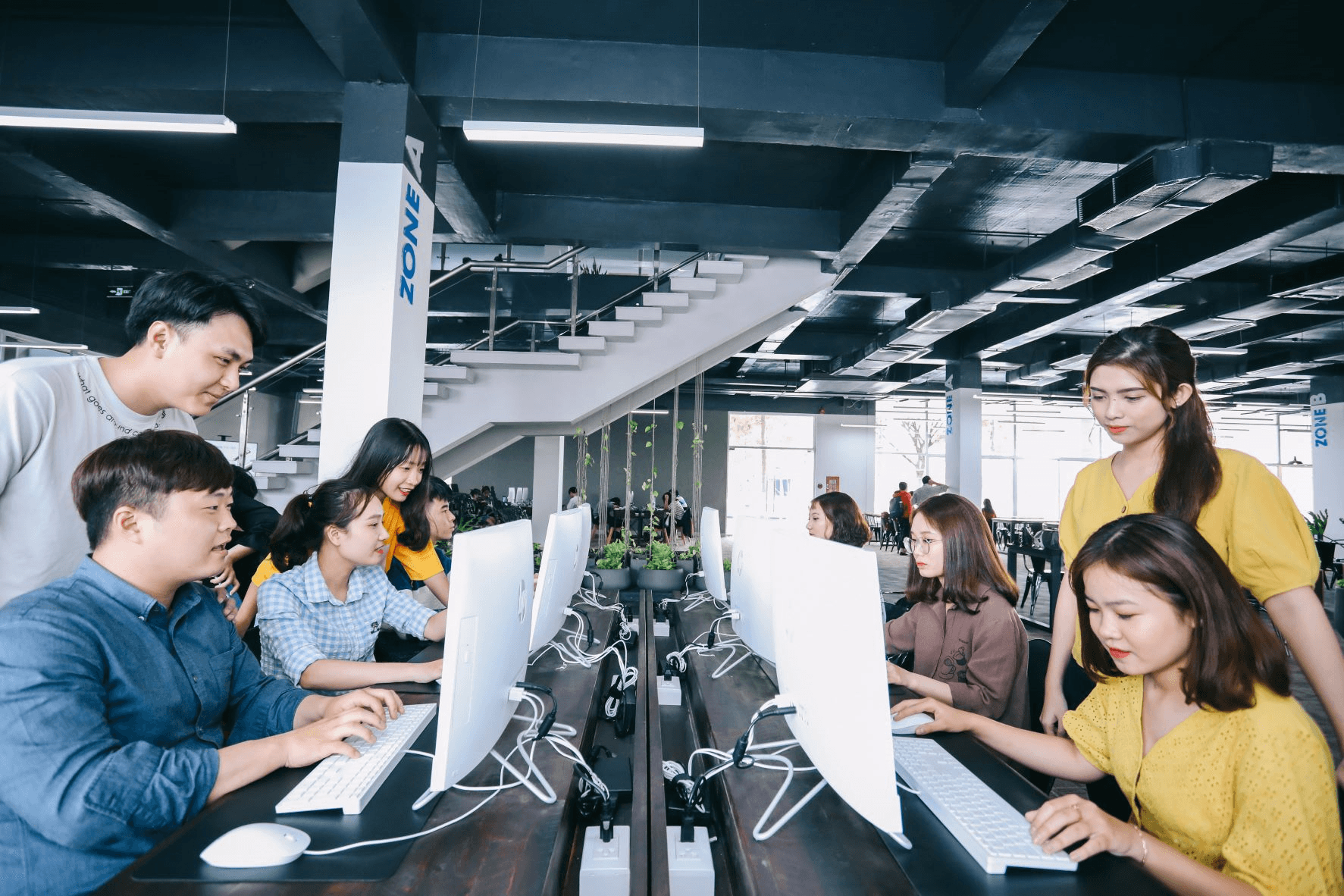 Bài 3: Hướng đến vùng thông minh, đổi mới sáng tạo của khu vực (tiếp theo và hết)