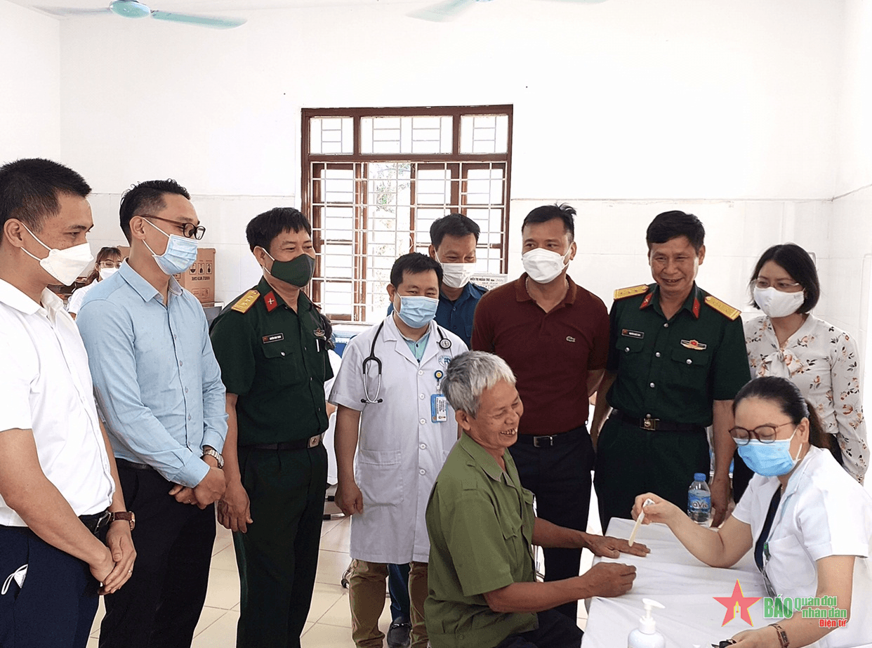 Nghĩa cử tri ân