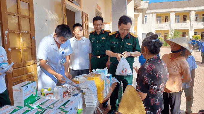 Bệnh viện Quân y 4, Quân khu 4: Khám bệnh, cấp thuốc miễn phí cho gần 800 đối tượng chính sách
